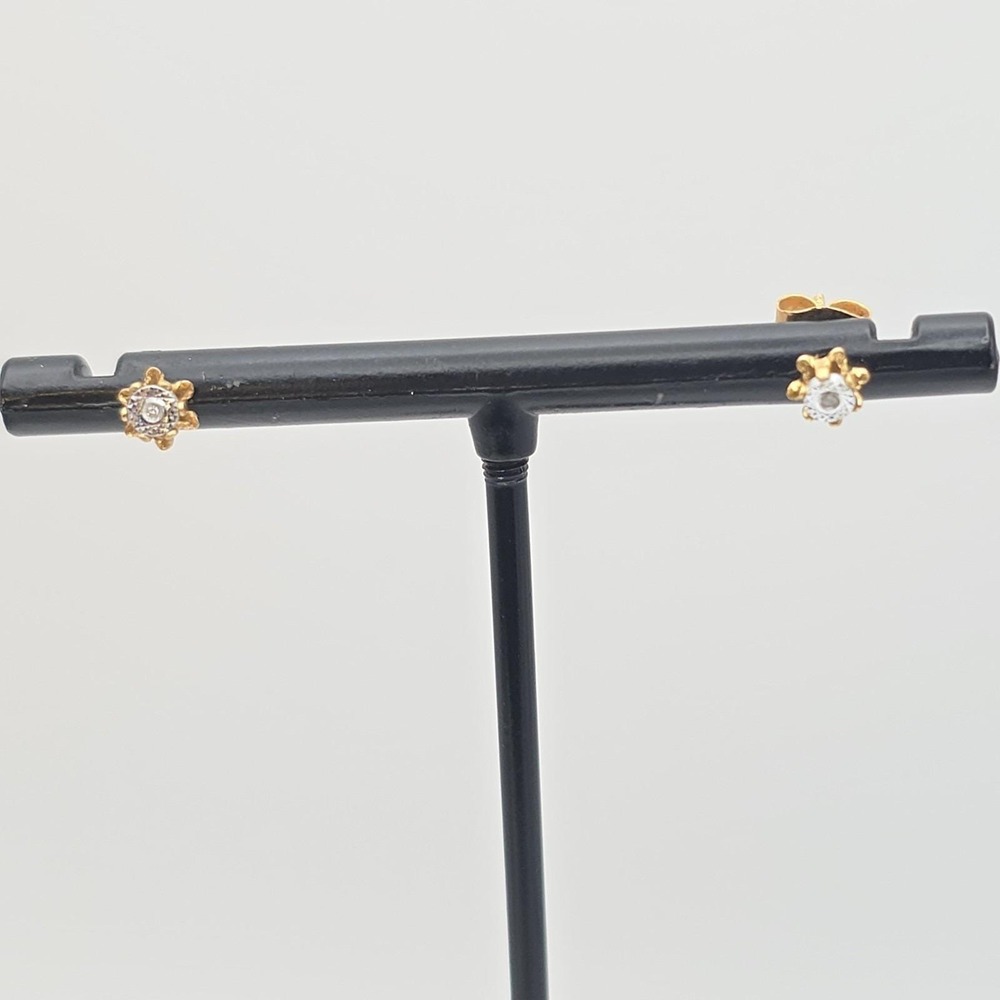 Vintage Diamond Stud Earrings 10k Yellow Gold Diamond Cut Setting 10k Gold Backs - Picture 8 of 11
